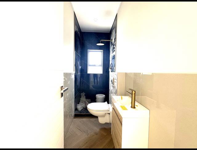 4 BEDROOM FREESTANDING FOR SALE IN SANDOWN